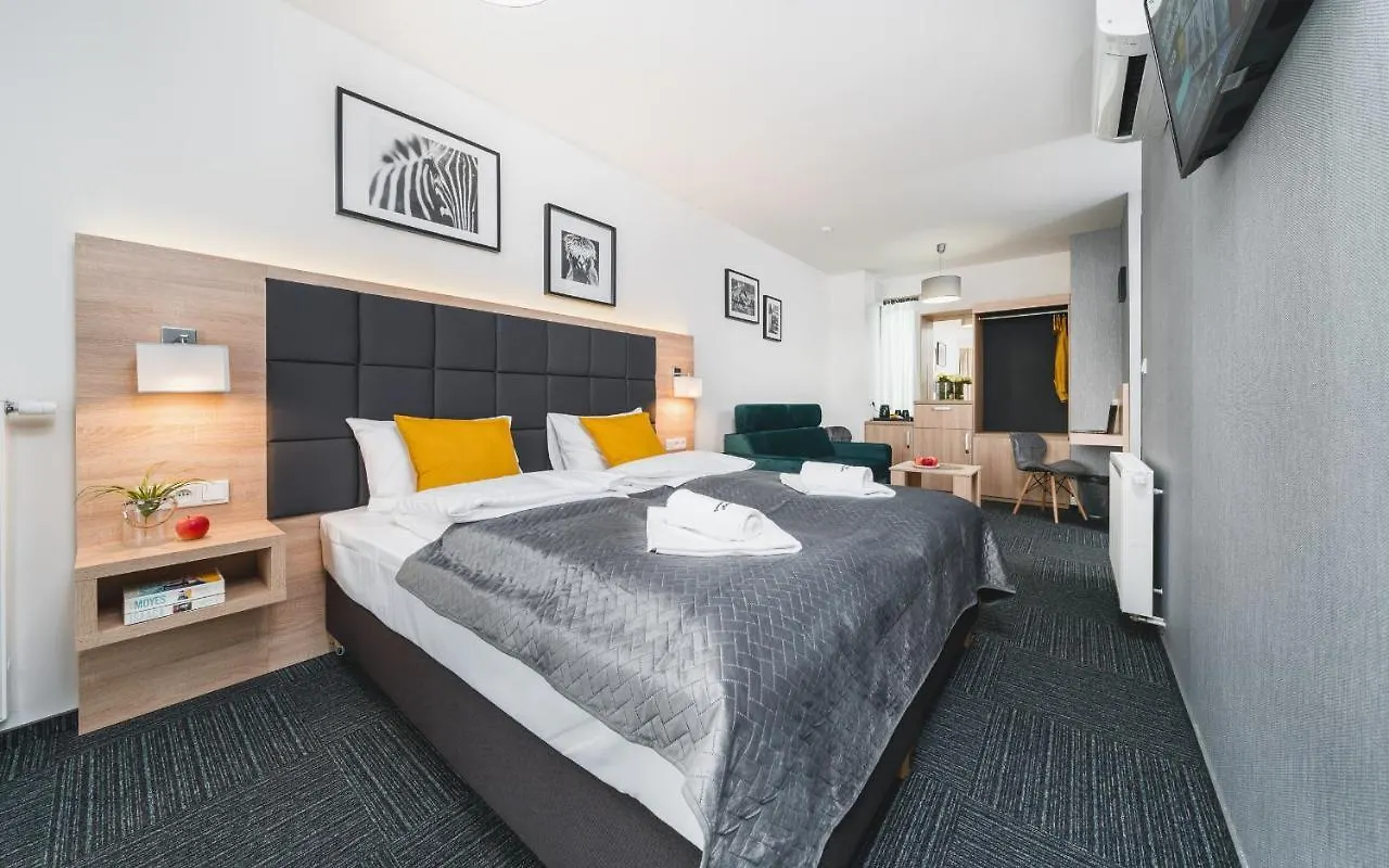 *** Aparthotel Aron Residence Old Town Krakow Poland